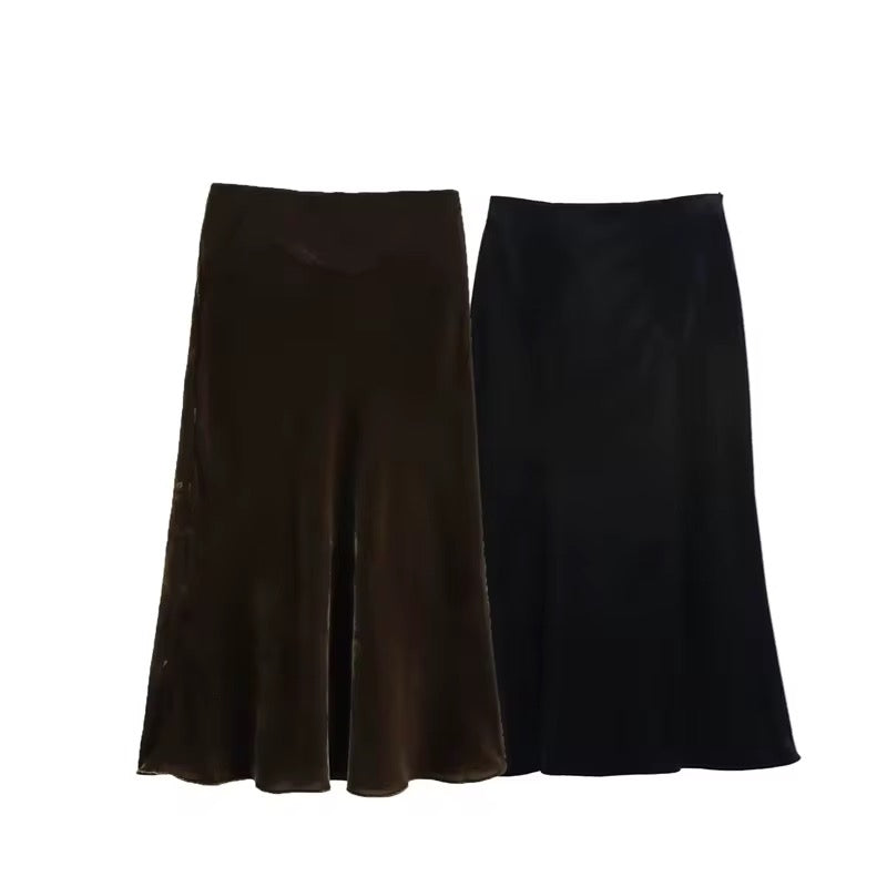 تنورة مخمل كلاسيك أنيقة