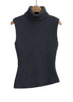 توب صوف بدون أكمام ياقة مرتفعة