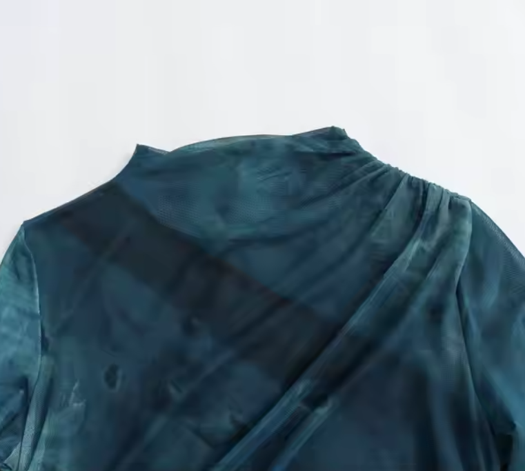 فستان طويل كامل مبطن ما عدا اليدين