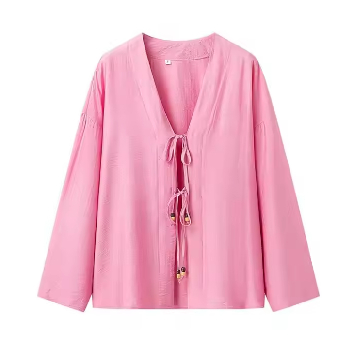 طقم قطعتين قميص بربطة وبنطلون متوفر بلونين