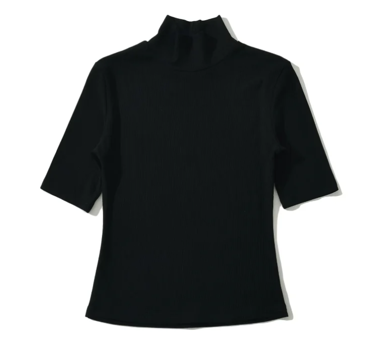 بلوز قد الجسم خفيفة تحت الملابس