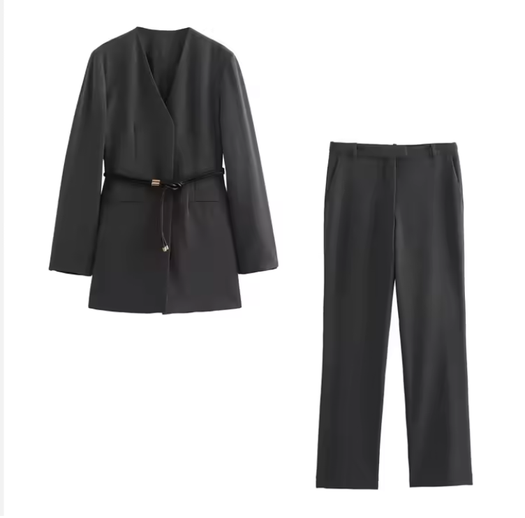 طقم رمادي غامق قطعتين جدا ثقيل ومميز