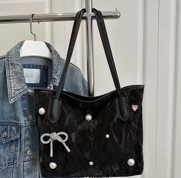 حقيبة خرز بسحاب (أسود ,أبيض ,رمادي)