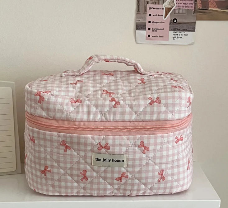 شنتة للميك اب حجم كبير (أصفر ,أزرق, زهري)