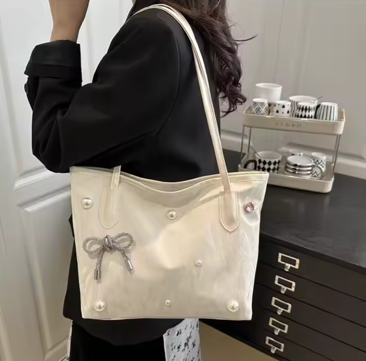 حقيبة خرز بسحاب (أسود ,أبيض ,رمادي)