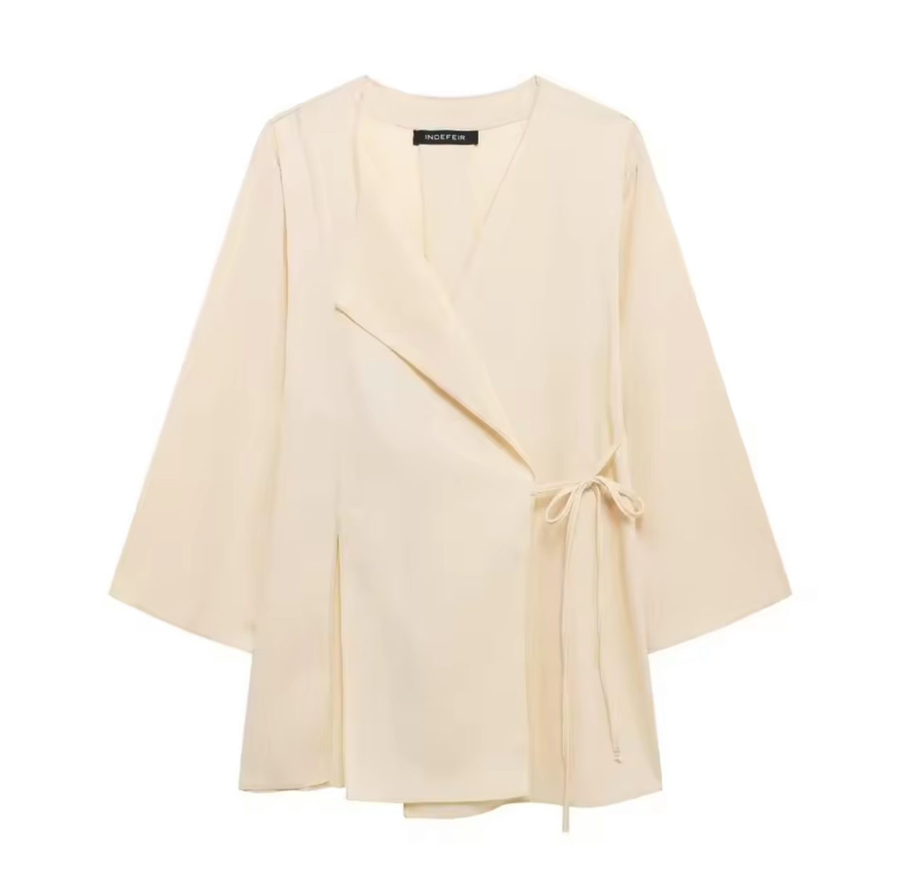 قميص بربطة باللون البني واللون البيج