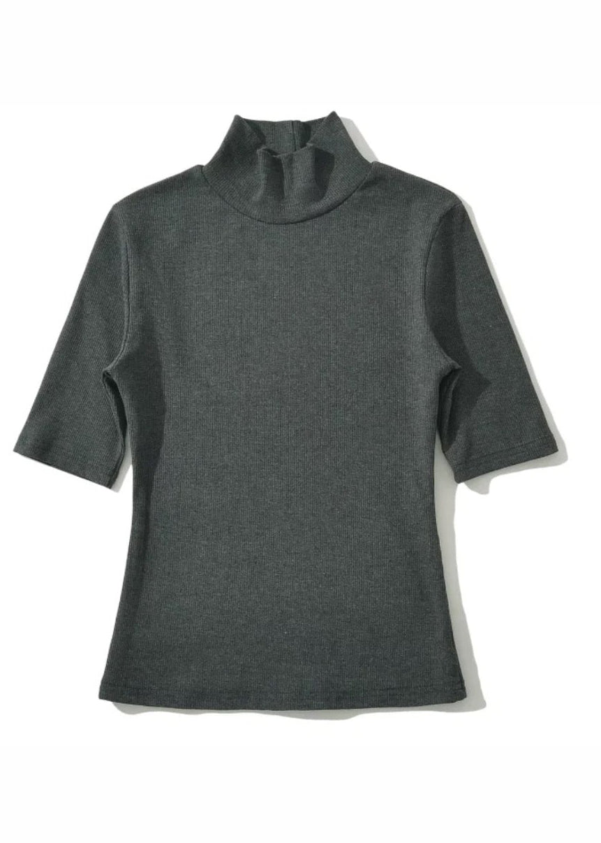 توب خفيفة تحت الملابس