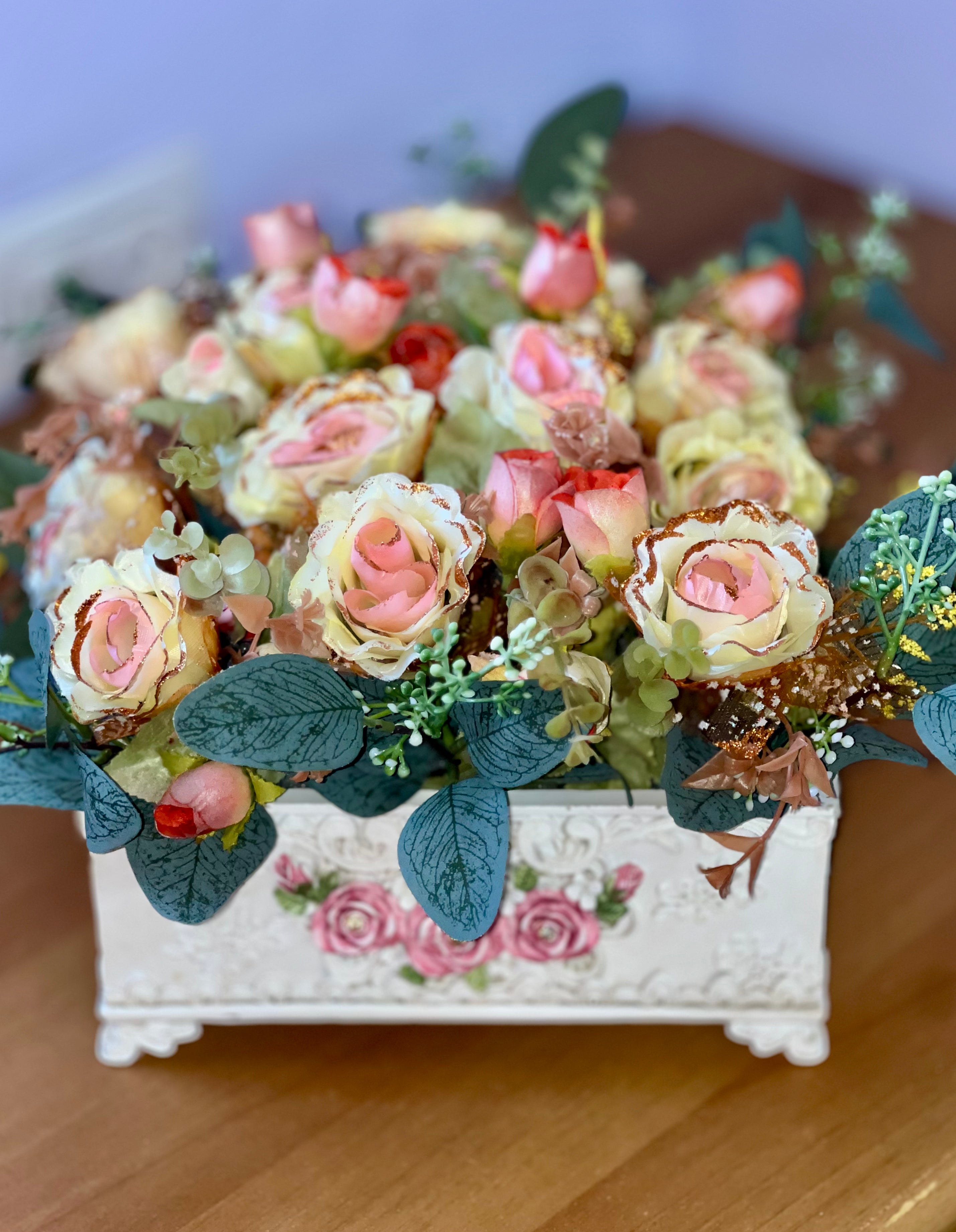 فازات أحجام كبيرة مع الورد